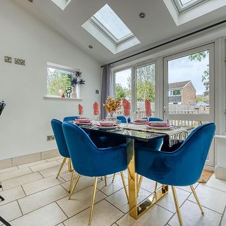 Spacious Nottingham Abode - Sleeps 16 Exterior photo