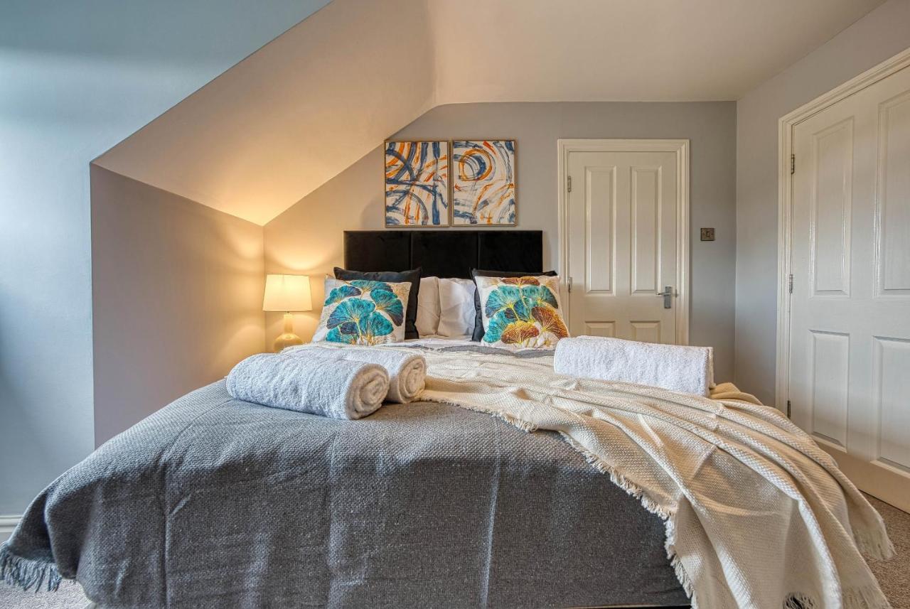 Spacious Nottingham Abode - Sleeps 16 Exterior photo