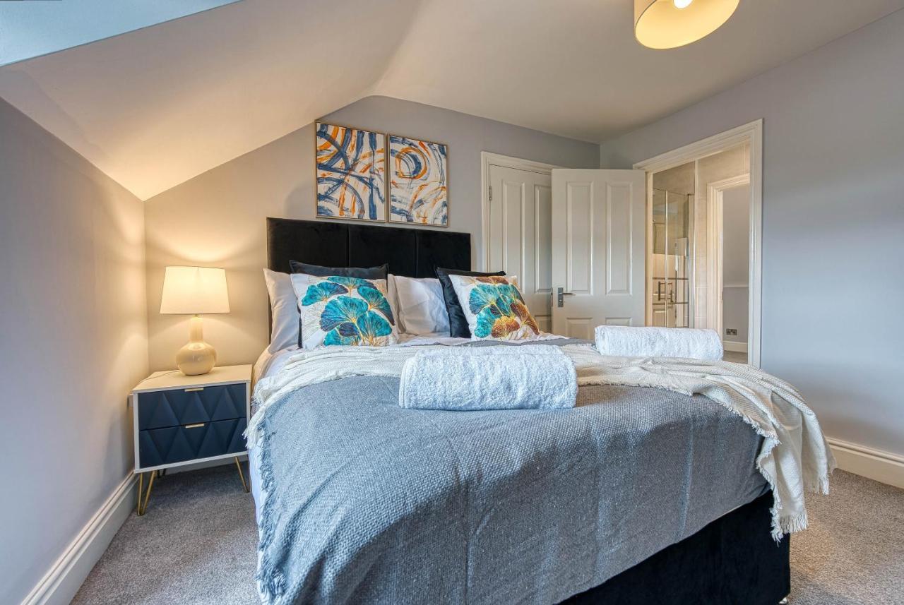 Spacious Nottingham Abode - Sleeps 16 Exterior photo